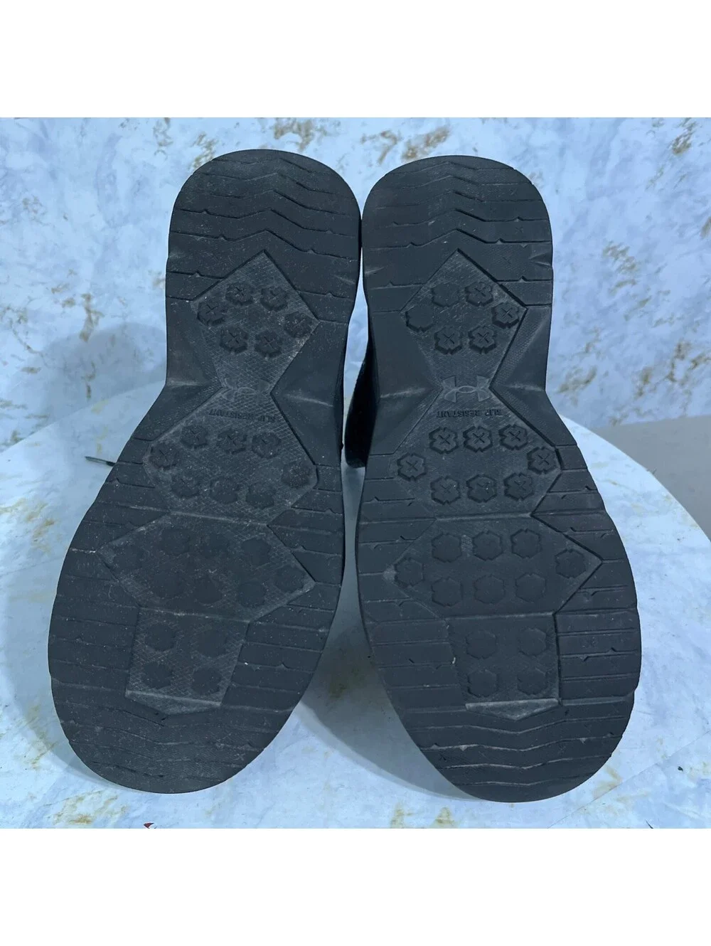 Under Armour wear toebox